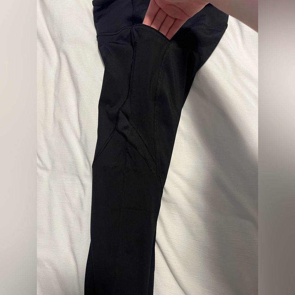 Lululemon High-Waisted Nulux Leggings w/ Mesh Detailing & Pockets - Black Size 4 - Picture 7 of 10
